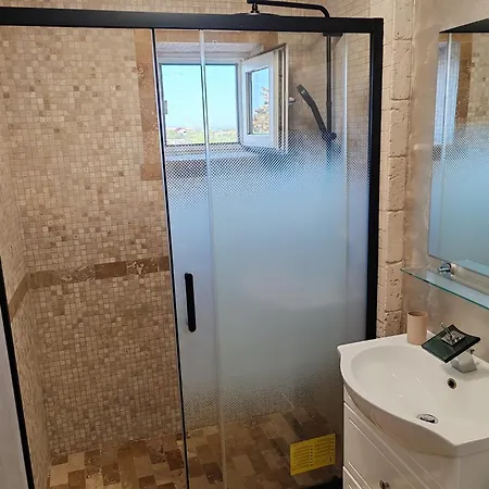 Dani-mihaela Jurilovca